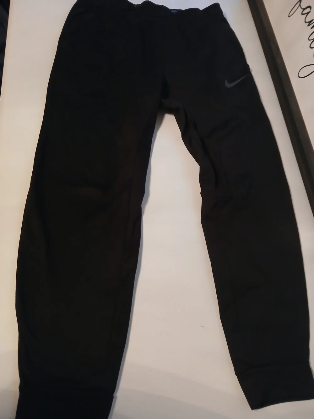 Men's Nike Black Athletic Joggers with Swoosh Thermafit Size M